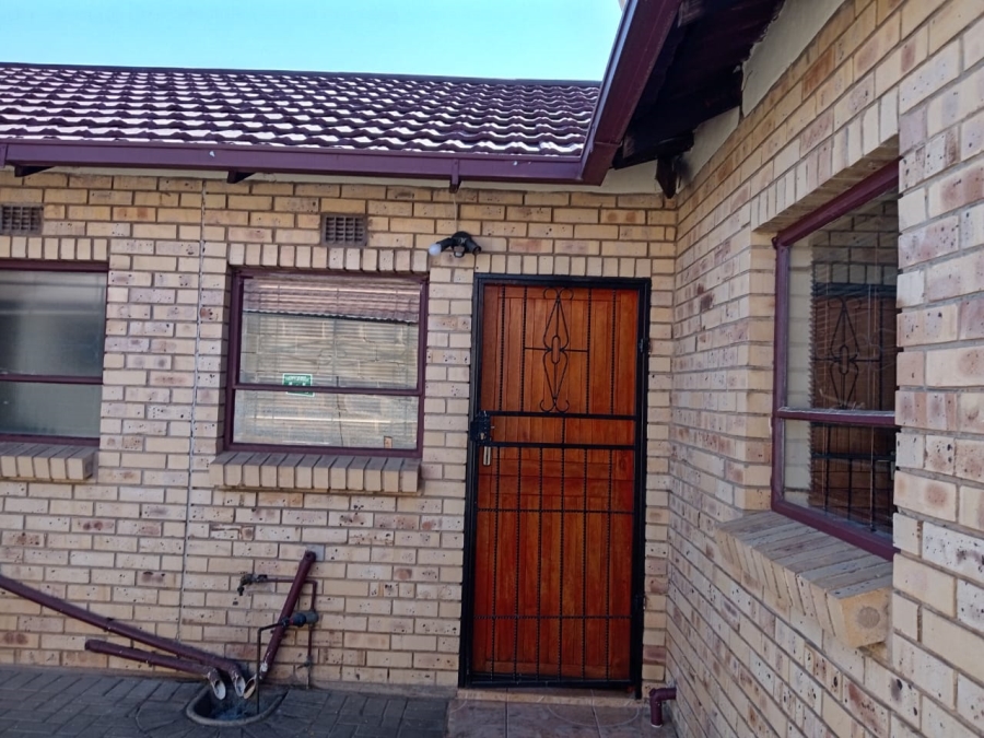 3 Bedroom Property for Sale in Grasslands Free State